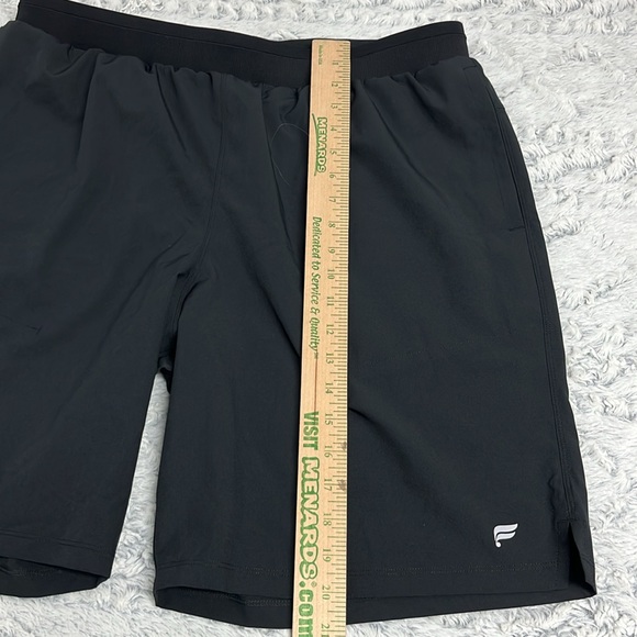Fabletics The 9” Fundamental Short 11 with 4-way stretch Black Shorts XL - Picture 6 of 9